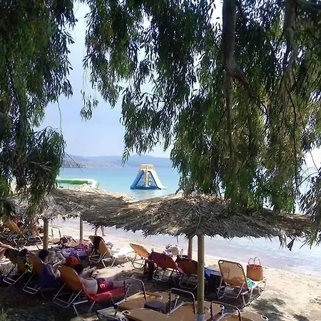 Apartamento Family Friendly With A Garden View