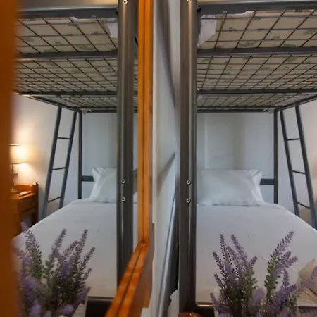 Family Friendly With A Garden View * Tolón