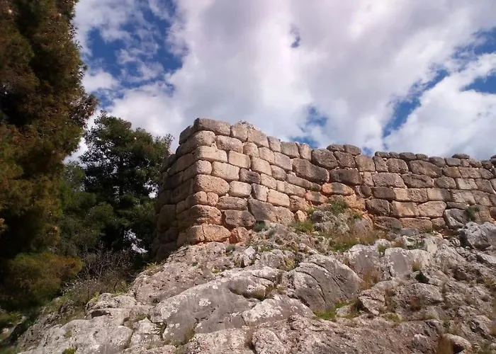 Apartamento Family Friendly With A Garden View Tolón